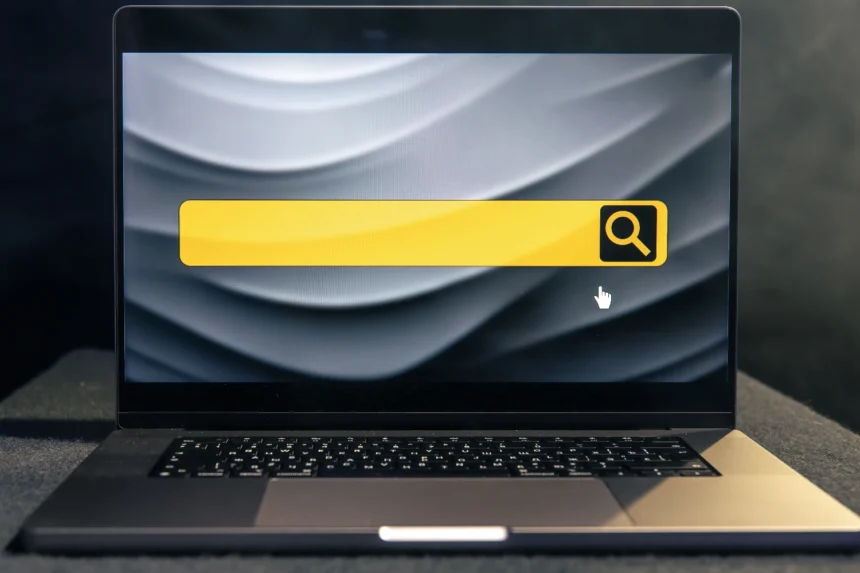 pretraga, pretraživači, laptop, trendovi