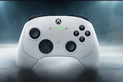 Xbox kontroler Razer Wolverine V3 Pro u bijeloj boji