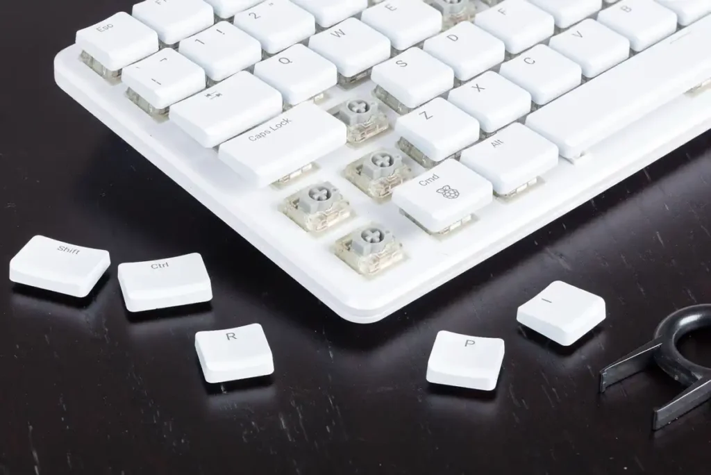 Mehanička tastatura na Raspberry Pi 500+